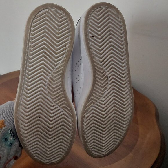 Adidas Advantage 2.0 Women Tennis Shoes White Navy Blue Lace Up Comfort Sz 7 EUC - Picture 11 of 11